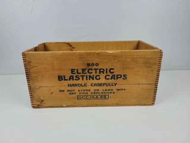 Vintage Atlas Powder Co Electric Blasting Caps Wood Crate Box Mining Explosives