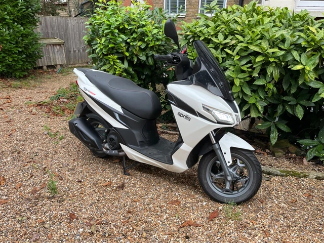 Aprilia SXR50 - ONLY 700 miles, Nolan helmet and Oxford cover included!