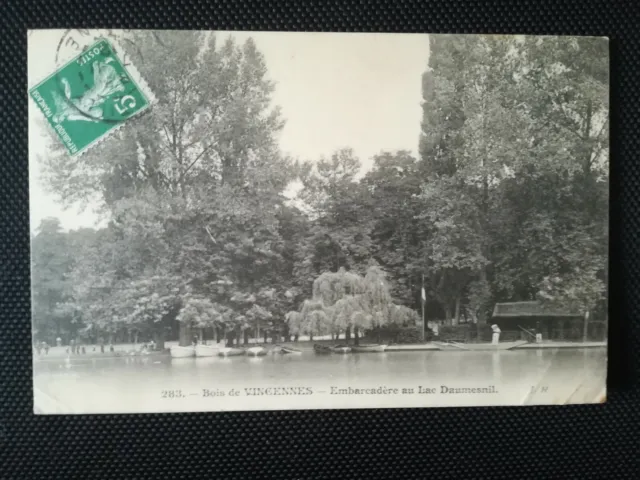CPA 75 PARIS - Bois de Vincennes - Embarcadère au Lac Daumesnil