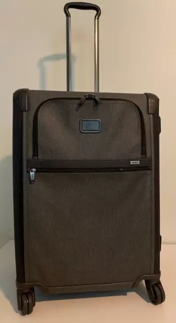 Tumi Short Trip Expandable 4 Wheeled Packing Case – Alpha 2 – Earl Gray