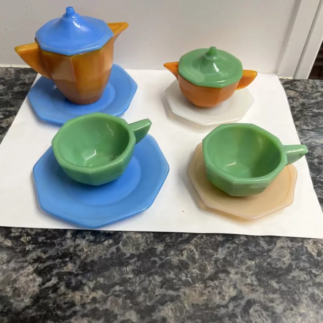 Vintage Akro Agate 10 Piece Child’s Tea Set