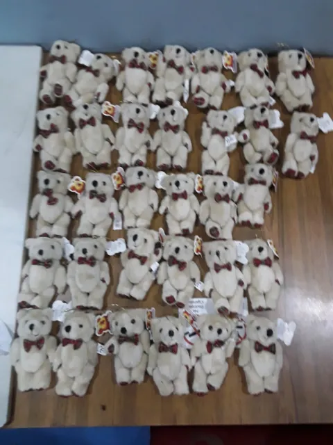 32 Small Teddy bears Joblot