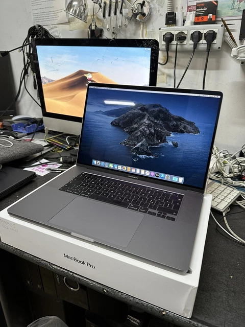 Apple MacBook Pro 16" (512GB SSD, Intel Core i7 9ª generazione, 2,60 GHz, 16GB)