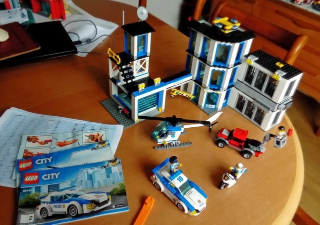 LEGO CITY 60141 Police Station, with cells Helicopter, Car motorbike ...