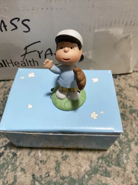 Used Westland Peanuts Lucy Baseball Outfielder Figurine