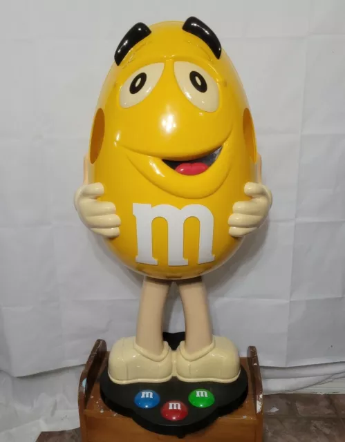 M&M Character Collectible Yellow Peanut Store Display 41 on Wheels 20 –  NERD ENVY