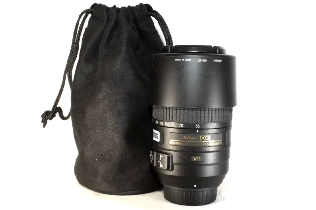 Nikon AF-S NIKKOR 55-300mm f/4.5-5.6G ED DX VR Lens w/covers, hood, pouch