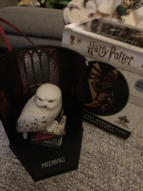 Statuette Magical Creatures Hedwig Noble Collection Harry Potter