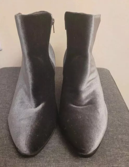 Size 9 wide ankle boots top