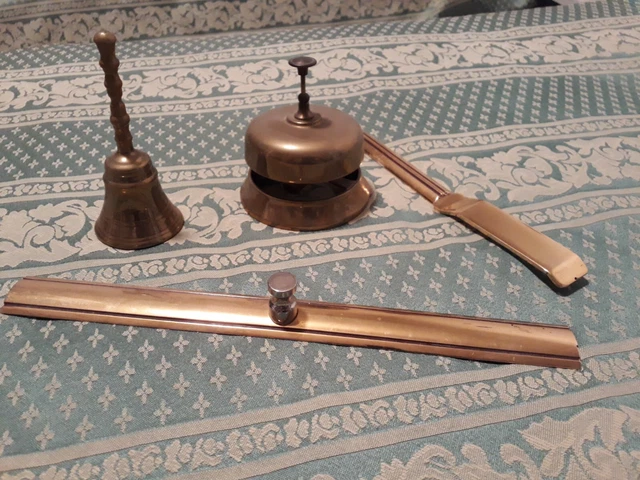 Set Da Scrivania 4 Pezzi Ottone Ufficio Reception Campanello Tagliacarte Nuovo