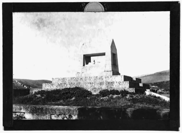 Plaque verre photo ancienne positif noir et blanc 6x9 cm Cévennes paysage France