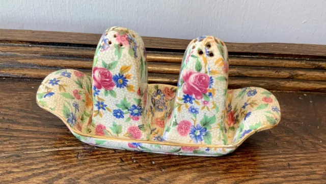 Sweet ROYAL WINTON OLD COTTAGE CHINTZ  SALT & PEPPER SHAKERS WITH TRAY ENGLAND