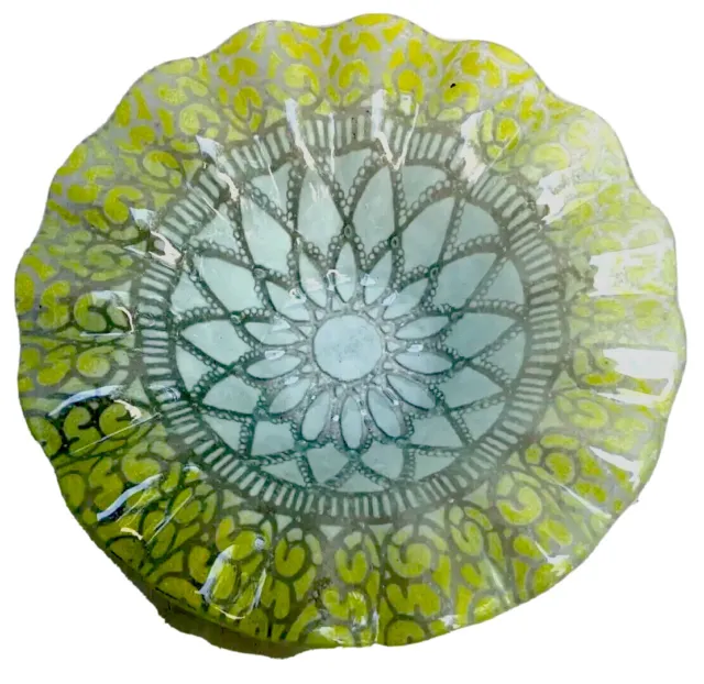 Sydenstricker Art Glass Embassy Light Yellow Fused Glass Crimp Edge Bowl 6"