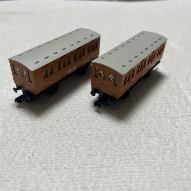 Tomix Locomotive Thomas Annie And Clarabel Passenger Car Set