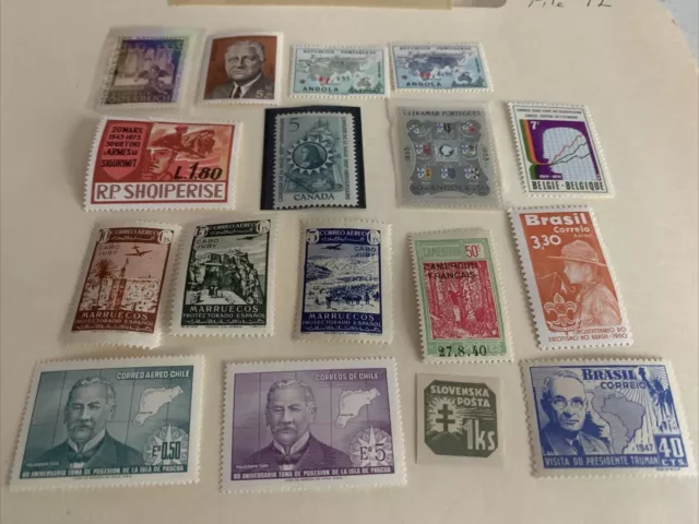 Mixed World Selection  Unused Hinged    (FILE 72 Lot 20 )