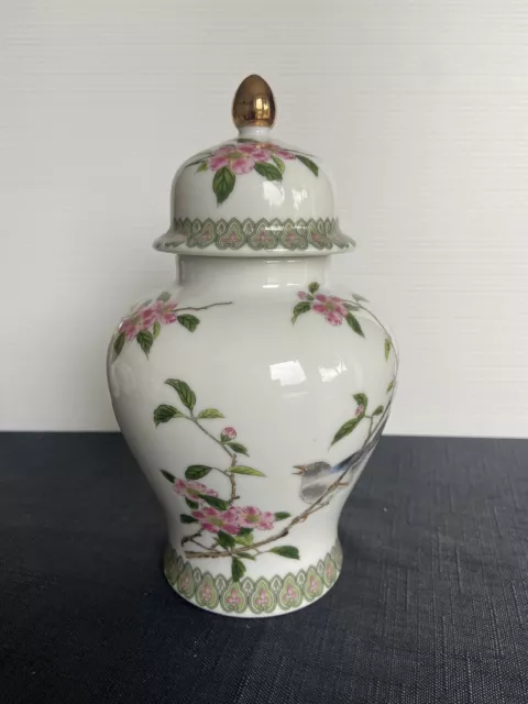 Japanese Shibata Fine Porcelain Ginger Jar Vase, Roses And Bird.