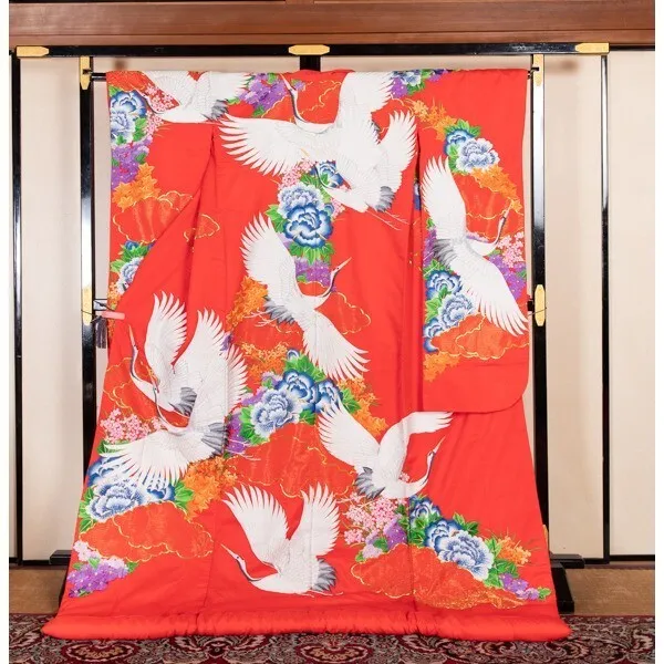 FURISODE Japanese Kimono Bride's Uchikake Red Background Kumotori and Peony
