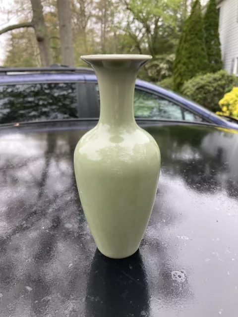 Chinese Green Celadon Glaze Porcelain Vase 6.50 inch EXC Signed