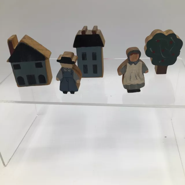 Amish Wood Figures Miniatures Man Woman Houses Tree Figurines Vtg Lot Of 5