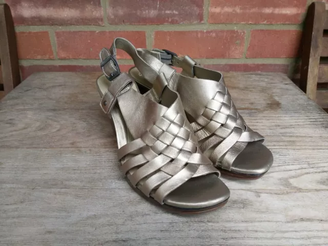 Clarks softwear sandals deals