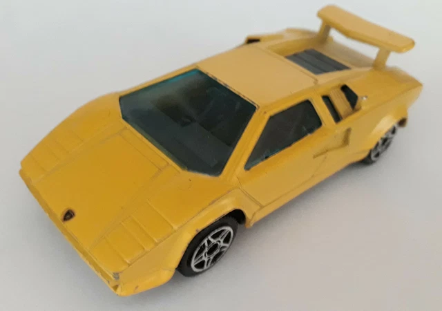 Modèle réduit Burago Lamborghini Countach 1/18 à vendre - Collection