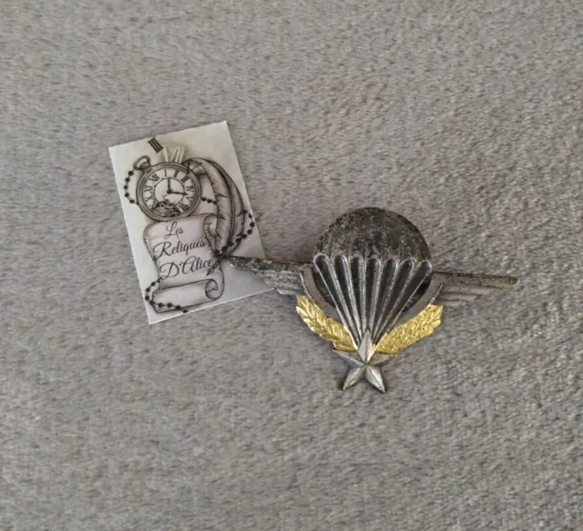 Insigne / pucelle Brevet de parachutiste Drago Romainville Paris numéroté 357676