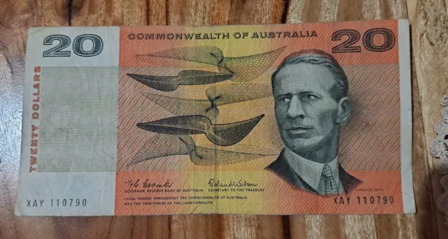 1966 Coombs Wilson - Commonwealth Of Australia $20 Twenty Dollar Banknote R401