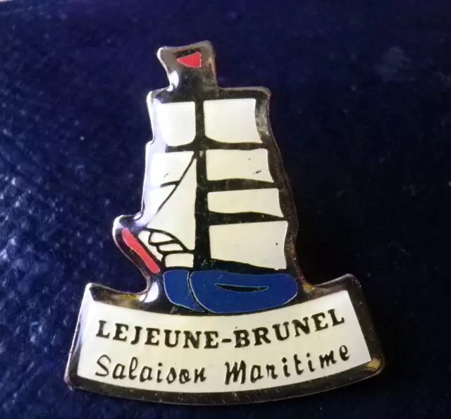 Pin's bateau Lejeune-Brunel Salaison Maritime