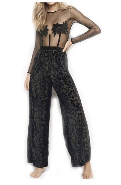 Victoria's Secret Jumpsuit L/G (Large) Black Lingerie Pyjamas lace Long Sleeve
