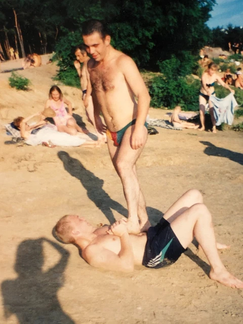1990s Vintage Photo Two HANDSOME Shirtless Men TRUNKS BULGE BEACH Gay int