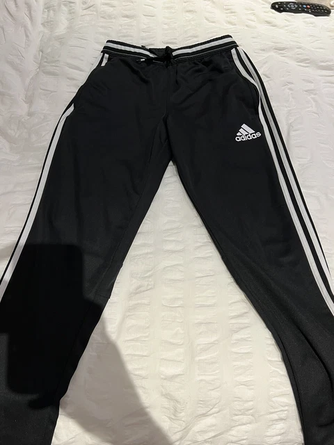 Bs3690 adidas on sale