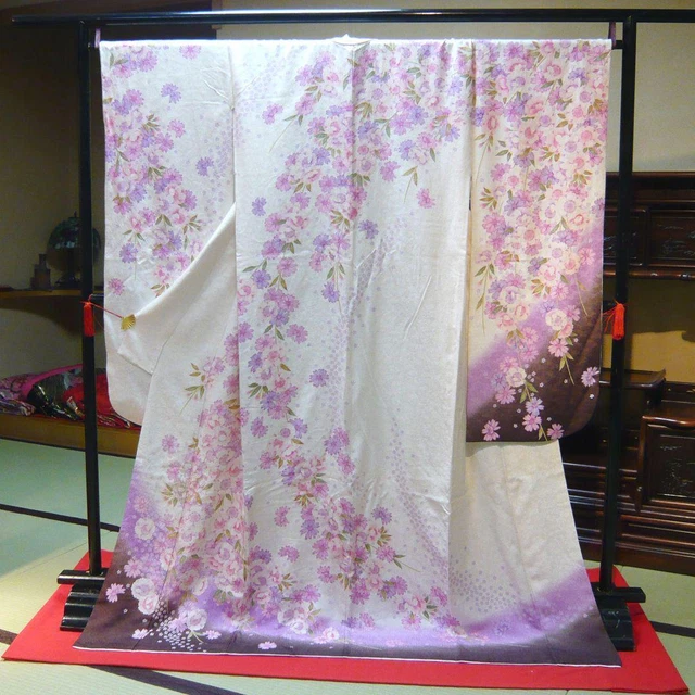 Japanese kimono antique white flower furisode