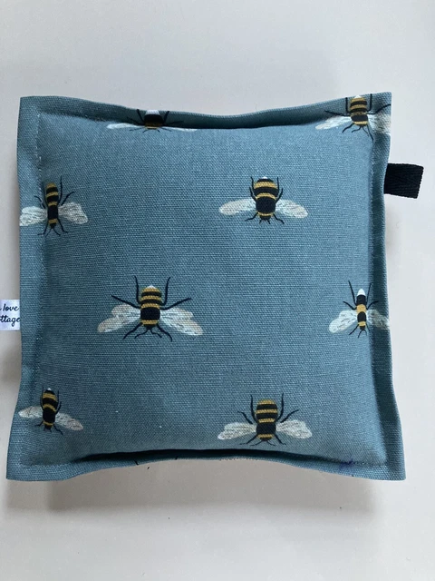 Estera de fieltro con aguja en relleno de arroz de abeja Sophie Allport