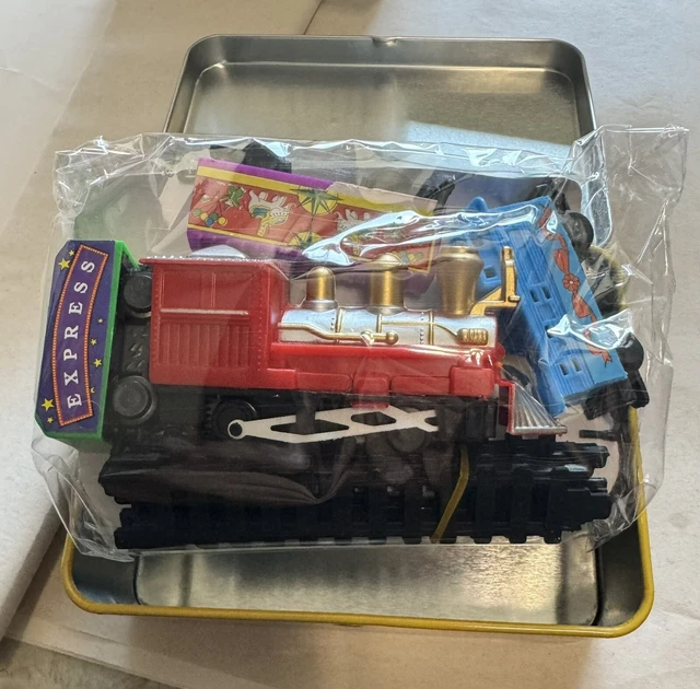 2023 HOBBY LOBBY TRAIN SET IN A BOX Includes 4 Piece Train & Oval Track