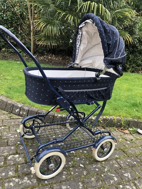 Mamas and papas navy pram hot sale