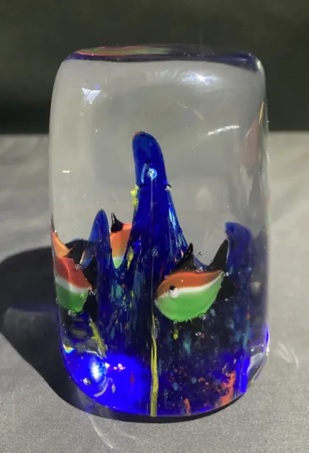 Vintage Murano Style Fish Aquarium Blown Art Glass Paperweight 3” x 1 1/2”