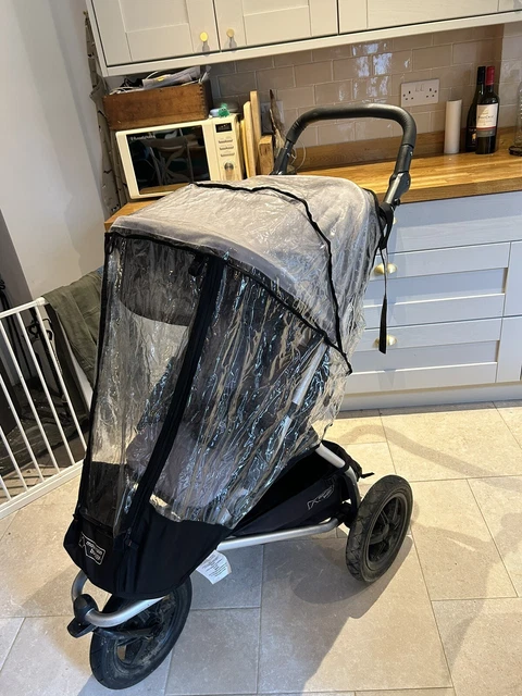 Mountain Buggy Urban Jungle Pushchair & Carrycot - Silver 2