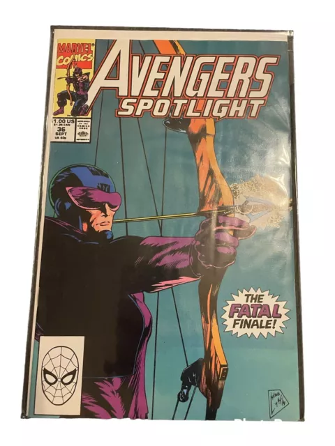 Marvel comics Avengers Spotlight Lot Of 9