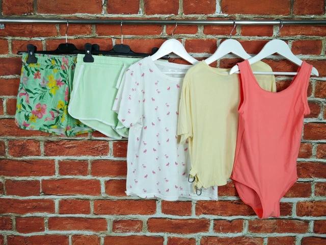GIRLS BUNDLE AGE 10-11 YEARS H&M NEXT etc SHORTS TOP T-SHIRT SWIMSUIT KIDS 146CM