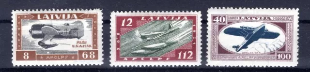 Zeppelin / Poste Aérienne Lettonie 228,229, 239 Impeccable MNH Neuf (AA185