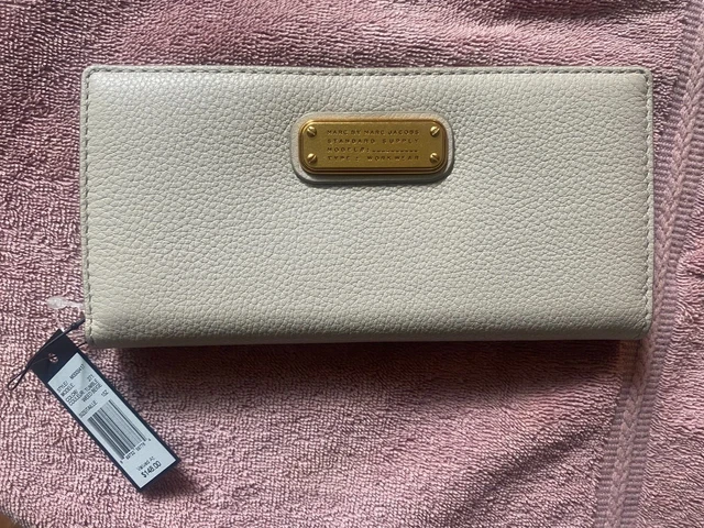 Marc by Marc Jacobs Pebbled Leather Long Wallet Tumble Weed Beige NEW
