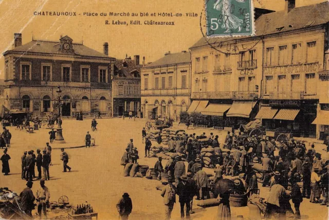 CPA 36 CHATEAUROUX / PLACE DU MARCHE AU BLE ET HOTEL DE VILLE / cpa toilée