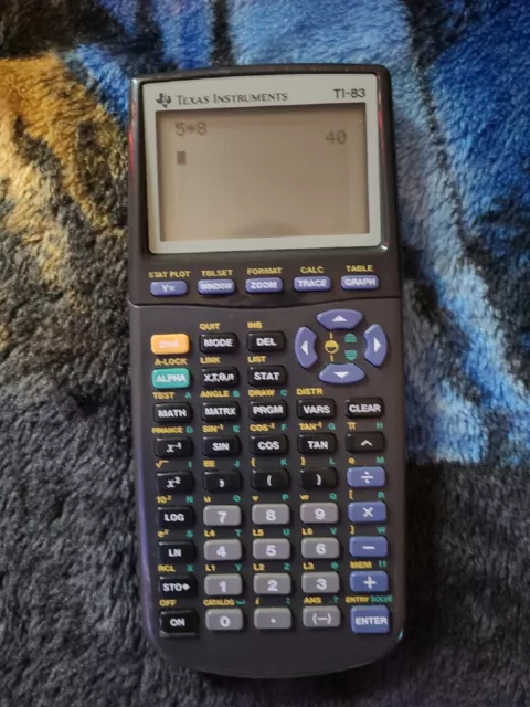Texas Instrument TI-83 CALCULATOR Works As It Should.