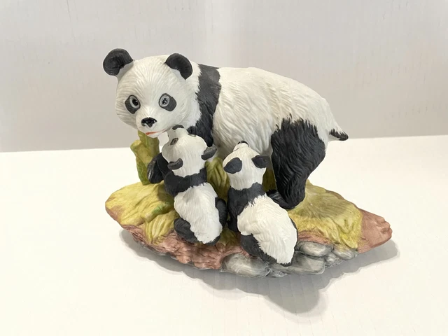 Vintage 1992 Giant Panda Bear &  Baby Cubs Statue Mercuries Pennsylvania