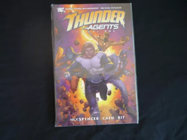 THunder Agents vol 1 Softcover graphic Novel (b21) DC