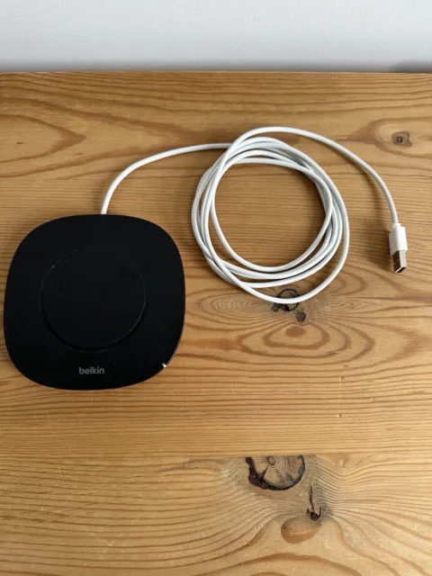 Belkin Boost Up Qi Wireless Charging Pad5W Universal Wireless Charger Minimalist