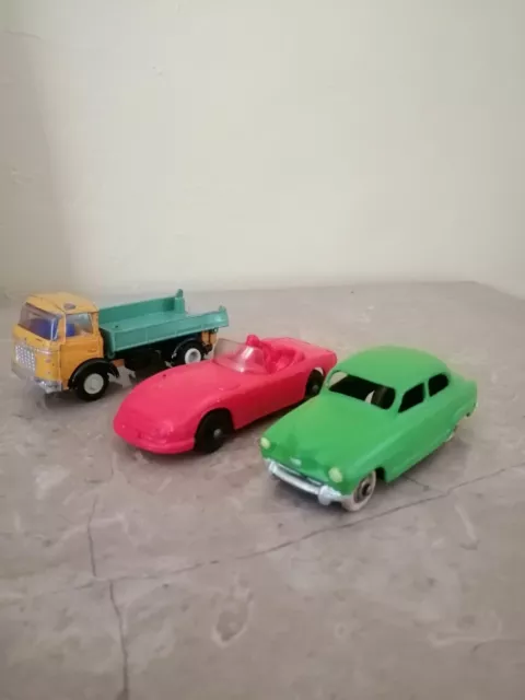 Lot De 3 Anciennes Voitures Miniatures. DINKY TOYS, FRANCE JOUETS, TOMTE LAERDAL