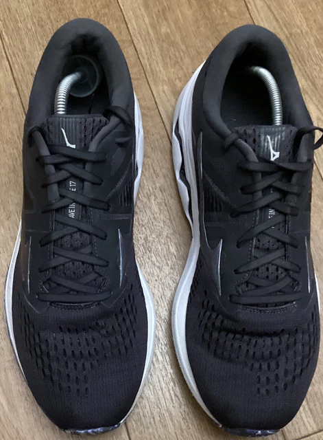 mizuno wave inspire 17 LAUFTRAINER GRÖSSE UK 9 EU 43