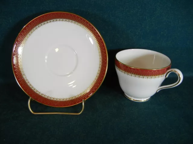 Spode Viscount Y8154 Maroon Bone China Cup and Saucer Set(s)