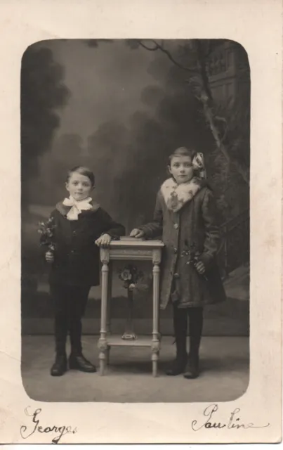 CPA  - Portrait de deux jeunes enfants: Georges et Pauline